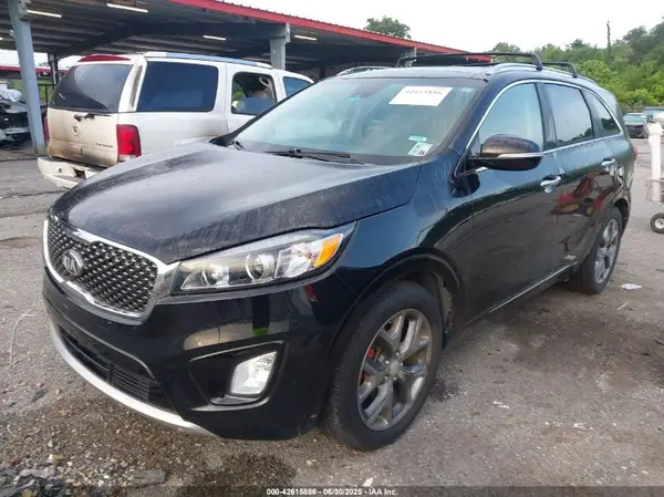 5XYPK4A57HG237617 2017 KIA SORENTO - Image 2