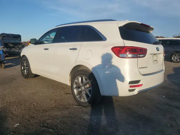 5XYPK4A57HG253736 2017 KIA SORENTO - Image 2