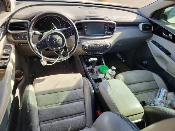 5XYPK4A57HG297655 2017 KIA SORENTO - Image 8