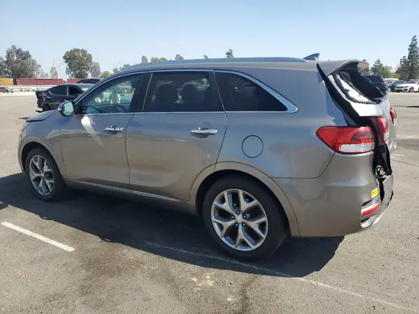 5XYPK4A57JG380525 2018 KIA SORENTO - Image 2