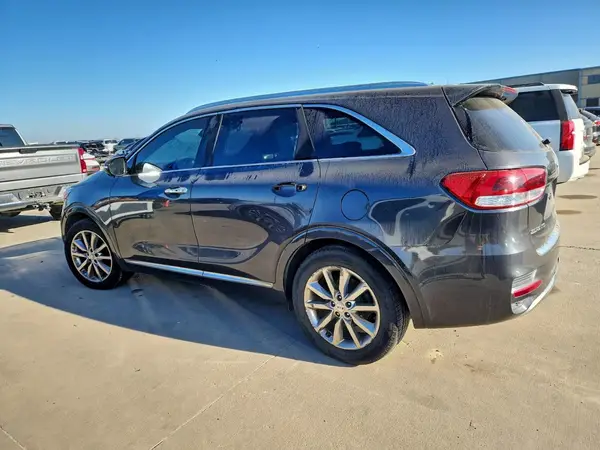 5XYPK4A57JG382971 2018 KIA SORENTO - Image 2