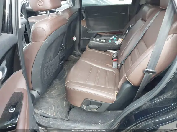 5XYPK4A57KG444113 2019 KIA SORENTO - Image 8