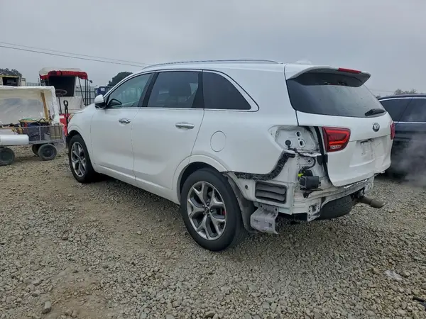 5XYPK4A57KG472669 2019 KIA SORENTO - Image 2