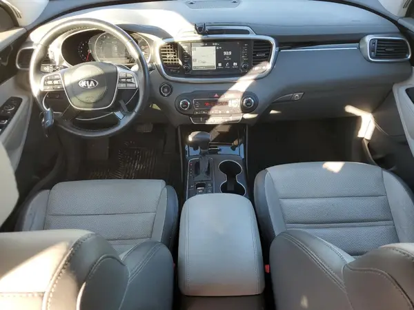 5XYPK4A57LG696557 2020 KIA SORENTO - Image 8