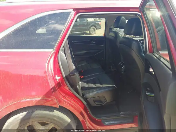 5XYPK4A58GG015909 2016 KIA SORENTO - Image 8