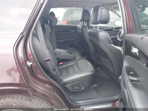 5XYPK4A58GG041930 2016 KIA SORENTO - Image 8