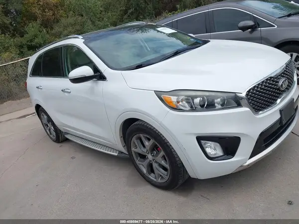 5XYPK4A58GG080775 2016 KIA SORENTO - Image 1
