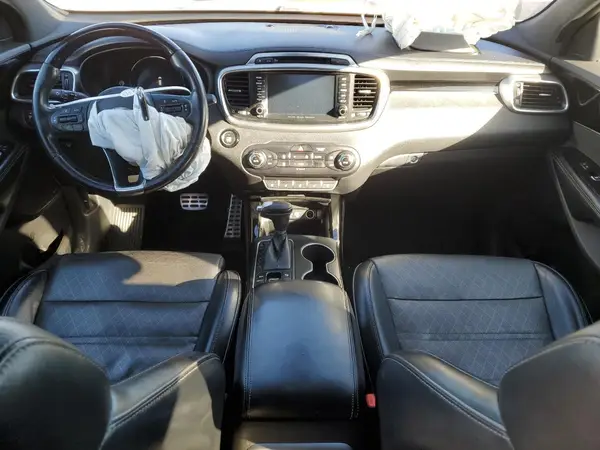 5XYPK4A58HG235181 2017 KIA SORENTO - Image 8