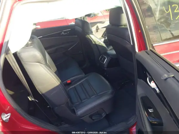 5XYPK4A58HG267046 2017 KIA SORENTO - Image 8