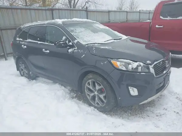 5XYPK4A58HG307433 2017 KIA SORENTO - Image 1