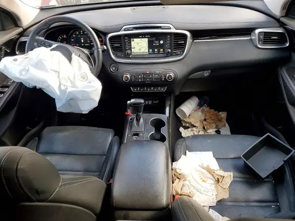 5XYPK4A58HG322157 2017 KIA SORENTO - Image 8