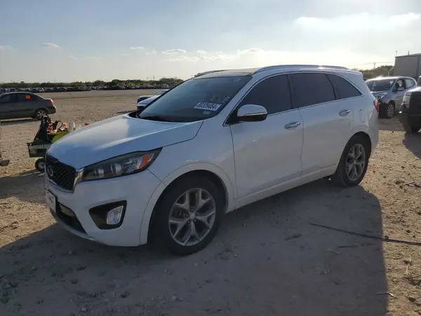 5XYPK4A58JG370571 2018 KIA SORENTO - Image 1