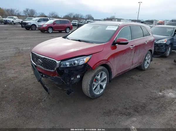 5XYPK4A58JG377522 2018 KIA SORENTO - Image 2