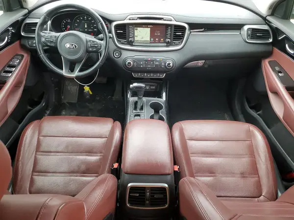 5XYPK4A58JG410731 2018 KIA SORENTO - Image 8