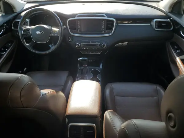 5XYPK4A58KG448896 2019 KIA SORENTO - Image 8