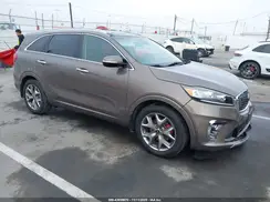 5XYPK4A58KG502276 2019 KIA SORENTO