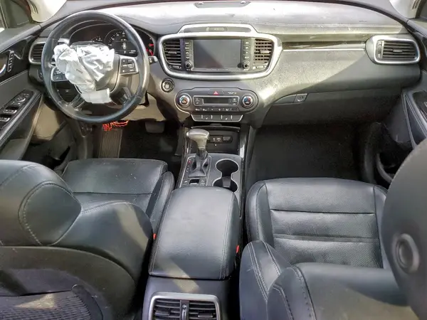 5XYPK4A58LG687298 2020 KIA SORENTO - Image 8