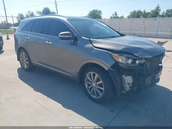 5XYPK4A59GG024716 2016 KIA SORENTO - Image 1