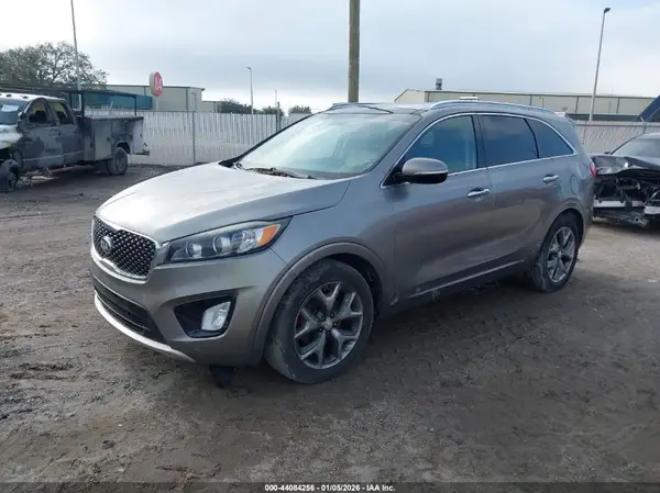 5XYPK4A59GG037756 2016 KIA SORENTO - Image 2