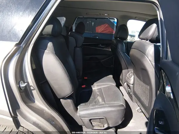 5XYPK4A59GG113623 2016 KIA SORENTO - Image 8