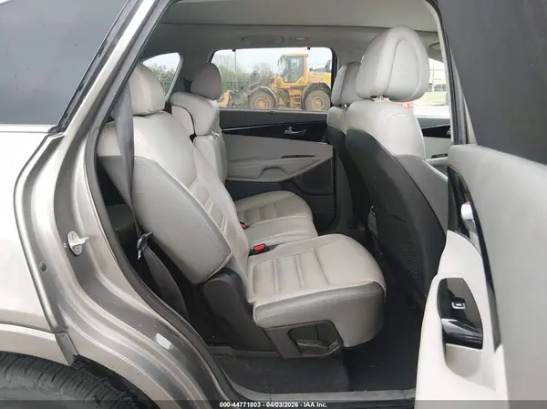 5XYPK4A59GG114125 2016 KIA SORENTO - Image 8
