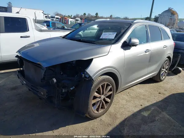 5XYPK4A59GG167293 2016 KIA SORENTO - Image 2