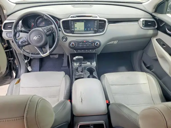 5XYPK4A59HG220477 2017 KIA SORENTO - Image 8