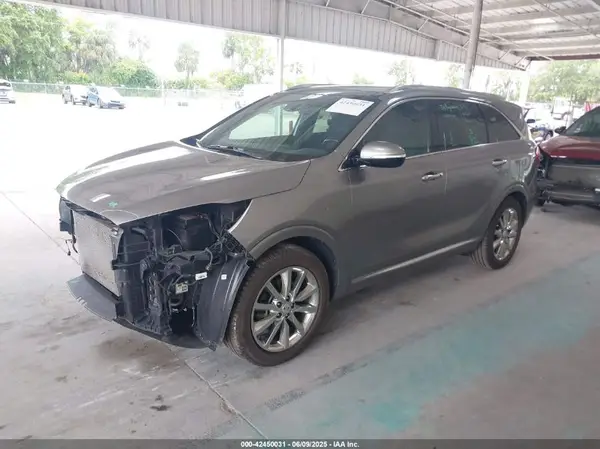 5XYPK4A59HG291257 2017 KIA SORENTO - Image 2
