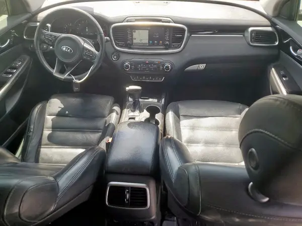 5XYPK4A59HG298984 2017 KIA SORENTO - Image 8
