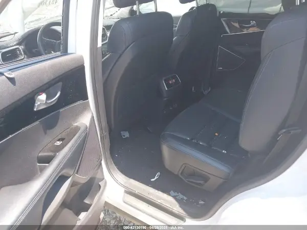5XYPK4A59HG312155 2017 KIA SORENTO - Image 8