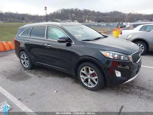 5XYPK4A59JG375844 2018 KIA SORENTO - Image 1