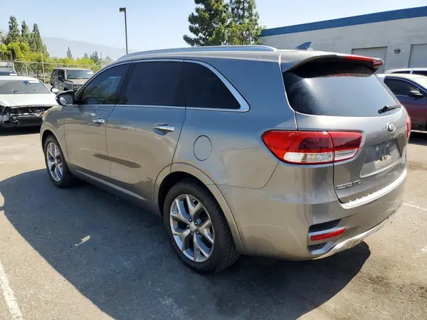 5XYPK4A59JG378338 2018 KIA SORENTO - Image 2