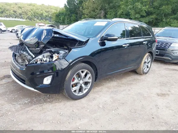 5XYPK4A59JG381711 2018 KIA SORENTO - Image 2