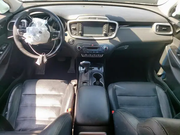 5XYPK4A59KG446686 2019 KIA SORENTO - Image 8