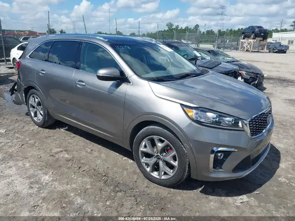 5XYPK4A59KG546724 2019 KIA SORENTO - Image 1