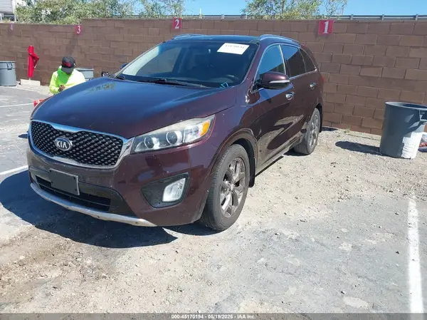 5XYPK4A5XGG030315 2016 KIA SORENTO - Image 2