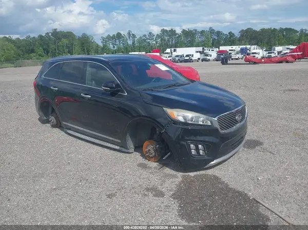 5XYPK4A5XGG102744 2016 KIA SORENTO - Image 1