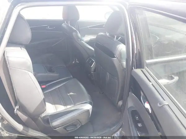 5XYPK4A5XGG102744 2016 KIA SORENTO - Image 8