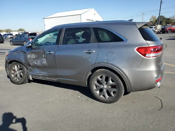 5XYPK4A5XGG108978 2016 KIA SORENTO - Image 2