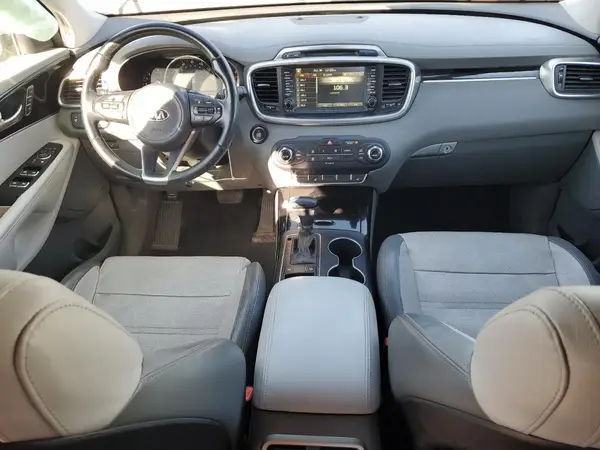 5XYPK4A5XGG108978 2016 KIA SORENTO - Image 8