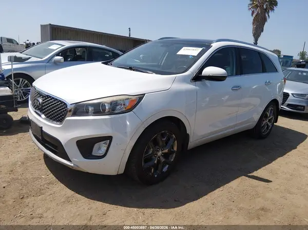 5XYPK4A5XGG112996 2016 KIA SORENTO - Image 2