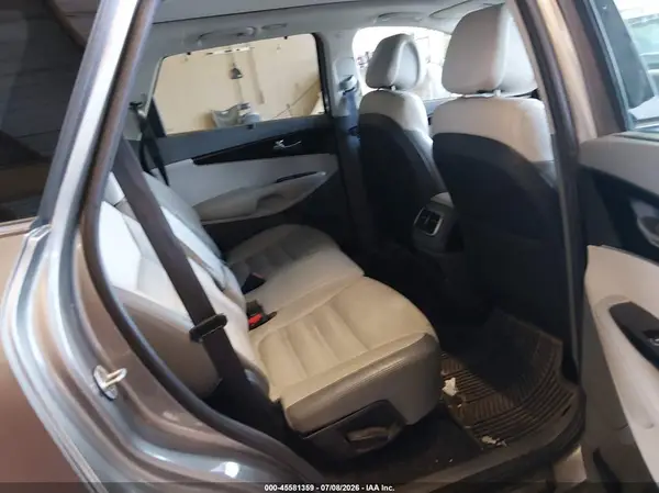 5XYPK4A5XGG168694 2016 KIA SORENTO - Image 8
