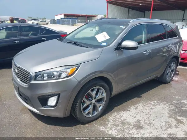 5XYPK4A5XHG253262 2017 KIA SORENTO - Image 2