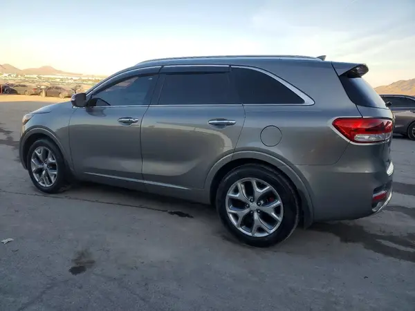 5XYPK4A5XHG283457 2017 KIA SORENTO - Image 2