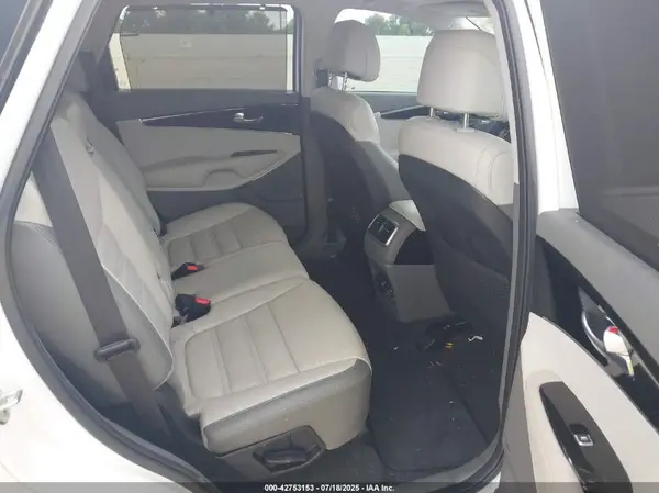 5XYPK4A5XHG304341 2017 KIA SORENTO - Image 8