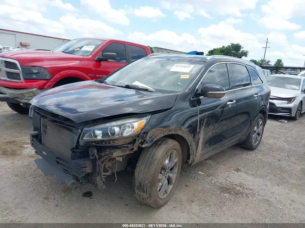 5XYPK4A5XJG378462 2018 KIA SORENTO - Image 2