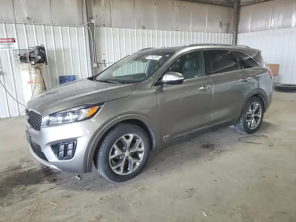 5XYPKDA10GG010538 2016 KIA SORENTO - Image 1