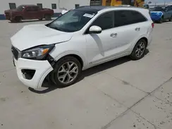5XYPKDA10GG017537 2016 KIA SORENTO