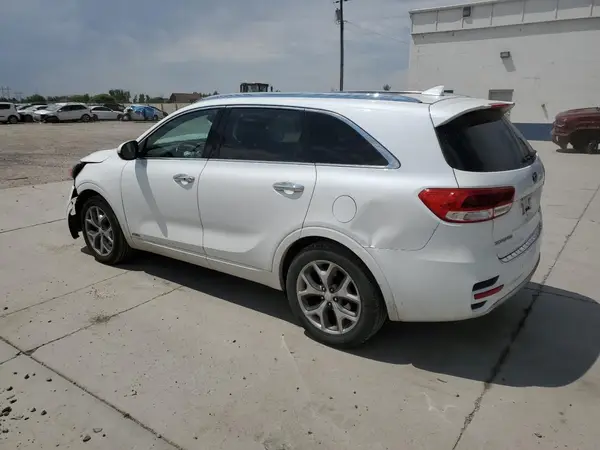 5XYPKDA10GG017537 2016 KIA SORENTO - Image 2
