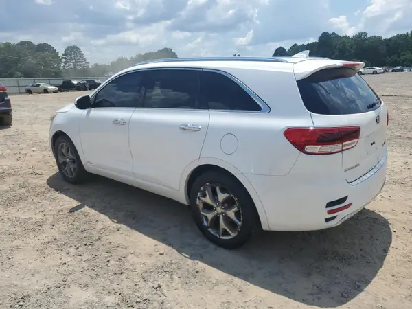5XYPKDA10GG035181 2016 KIA SORENTO - Image 2